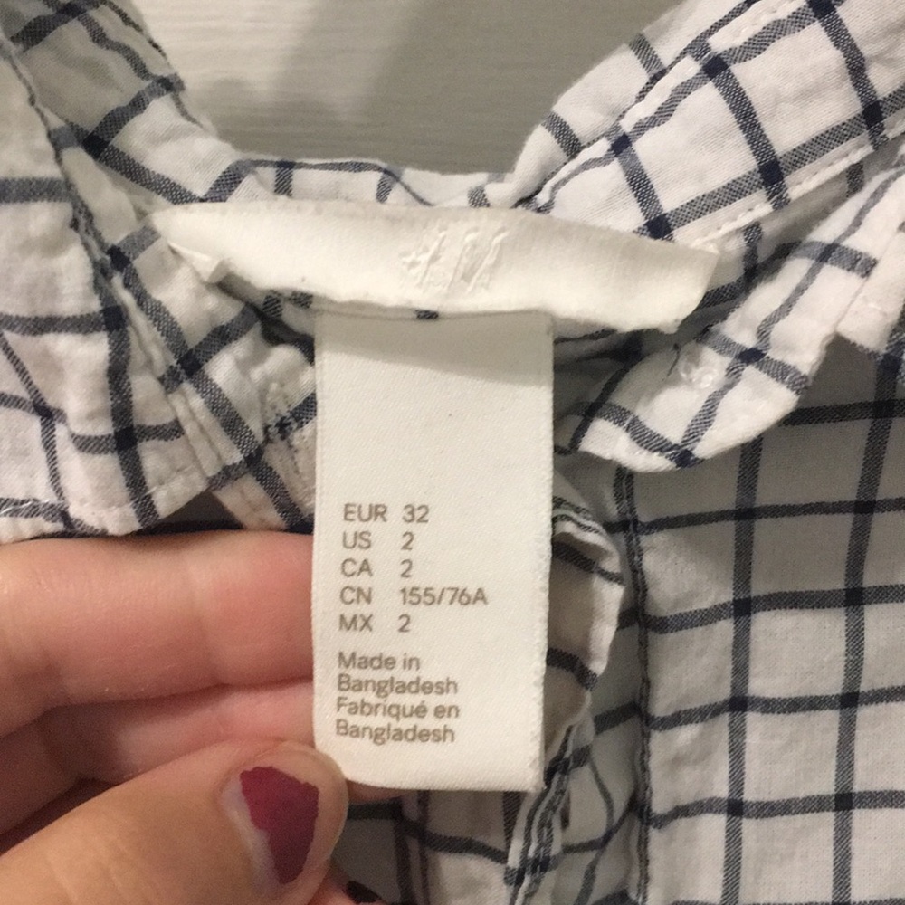 H&M button up - Picture 3 of 5